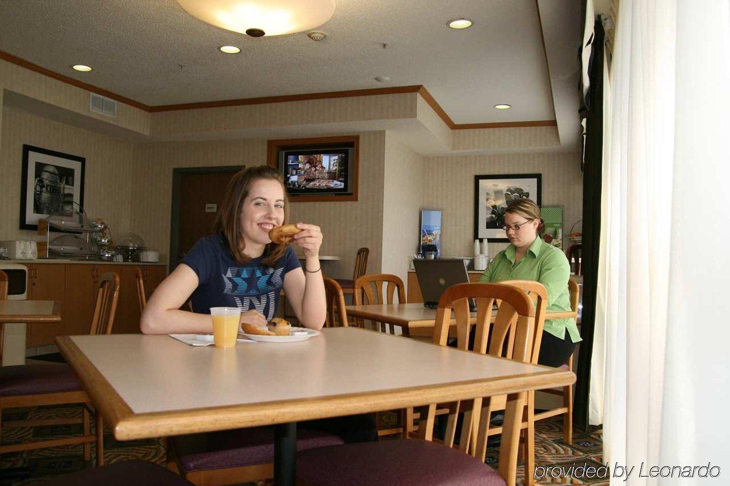 Hampton Inn Merrillville Ristorante foto